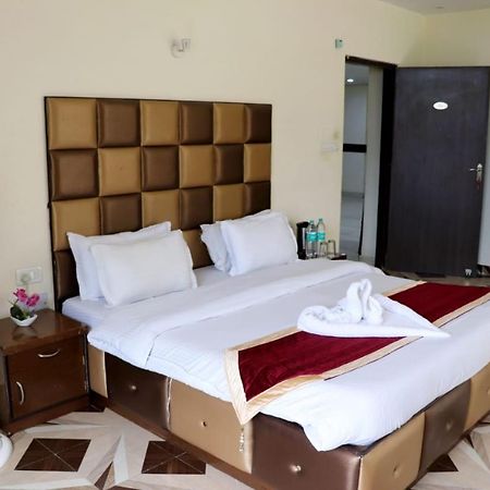Adb Rooms Snow Touch Resort Manāli Exterior foto