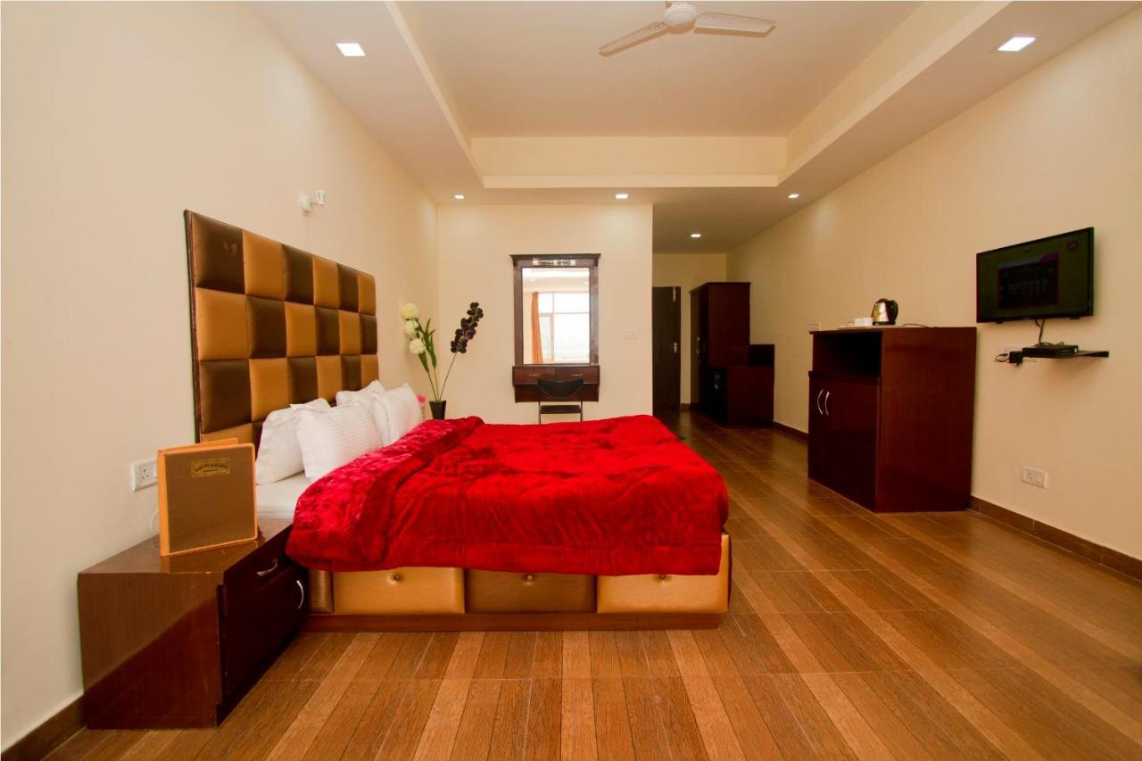 Adb Rooms Snow Touch Resort Manāli Exterior foto