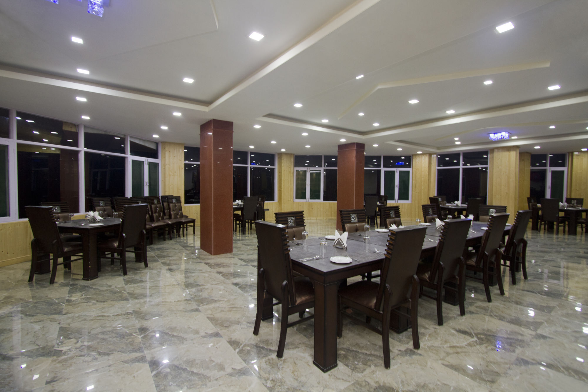 Adb Rooms Snow Touch Resort Manāli Exterior foto